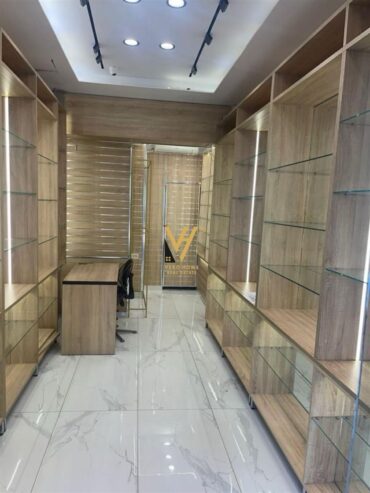 AMBIENT 20M2 ME QERA TE MEDRESEJA 900 EURO