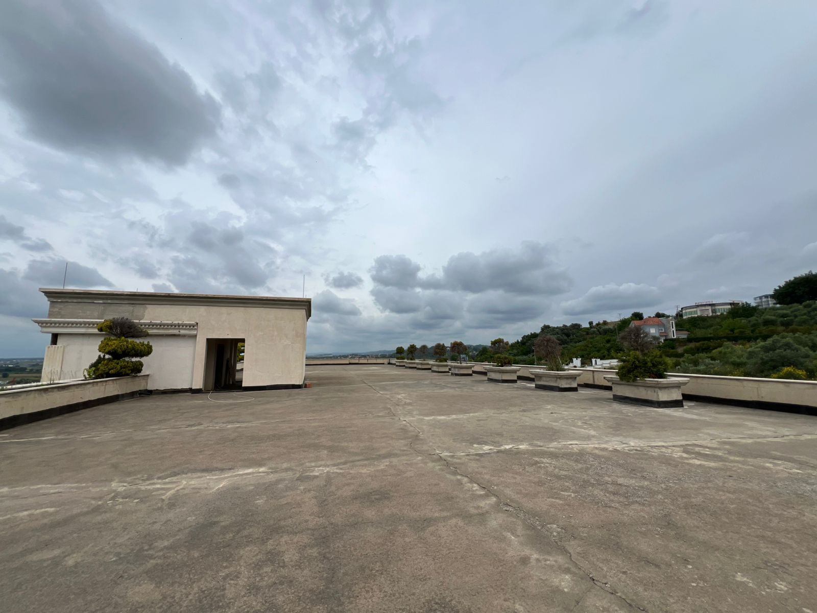 Shitet godinë 4-katëshe në Maminas- Durrës