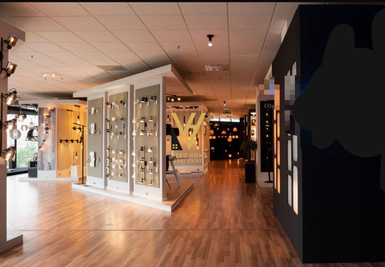 GODINE 4.200M2 TE AUT.TR-DR 12.000 EURO