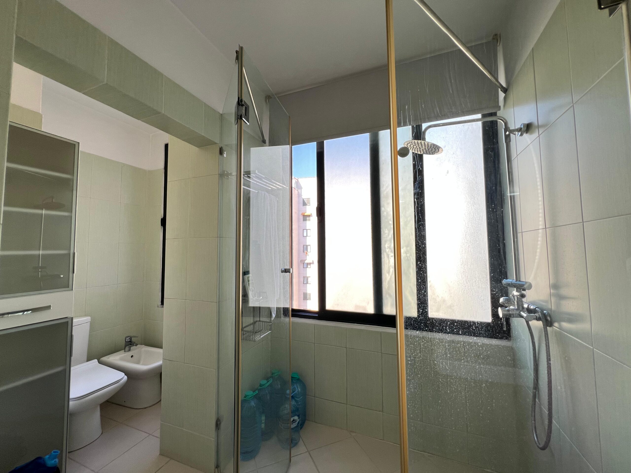 Qira, Apartament 2+1 ”Yzberisht”, Tiranë.