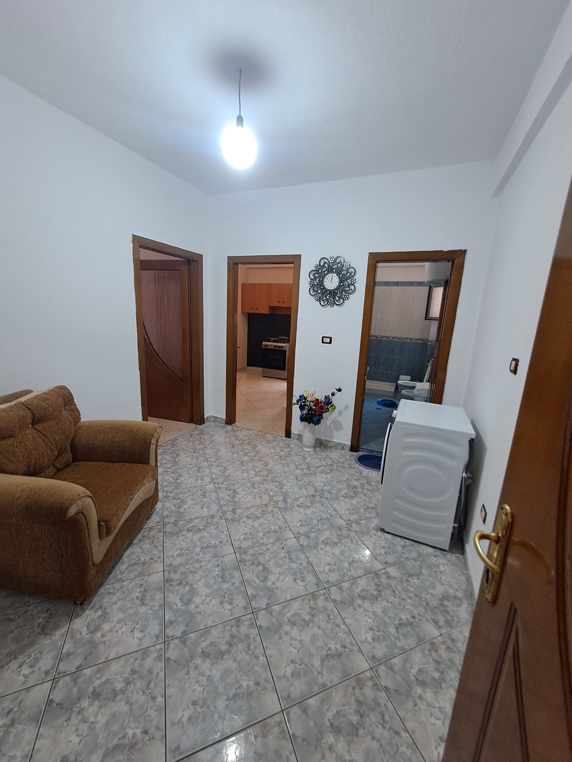 Apartament me qera ditore 1+1+Ballkon Pogradec