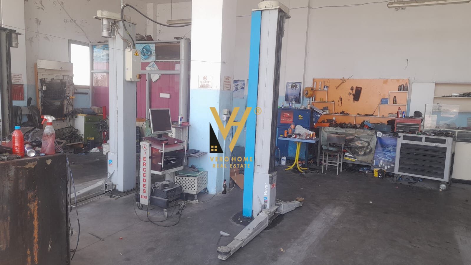 OBJEKT BIZNESI 1.520 M2 NE LEZHE 200.000 EURO