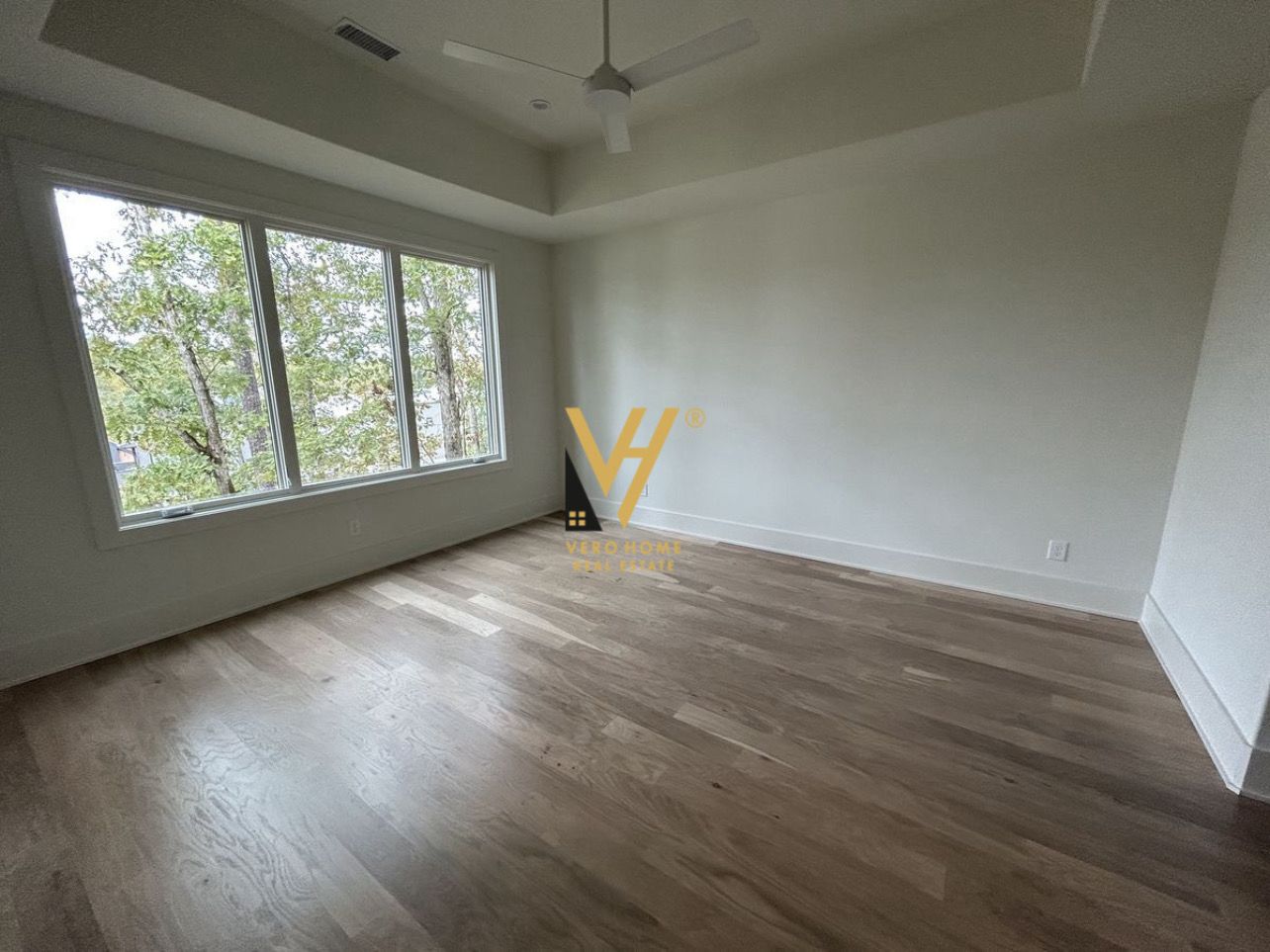 ZYRE 45 M2 TE PALLATI ME SHIGJETA 112.500 EURO