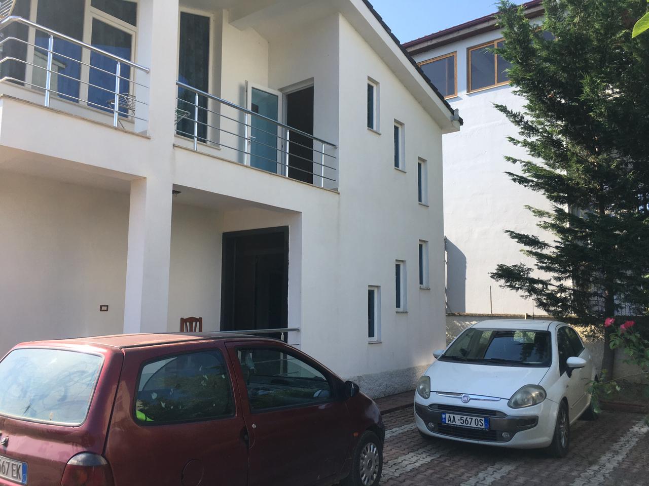 Shitet Vile 2 -Kateshe ne Hamallaj Durres