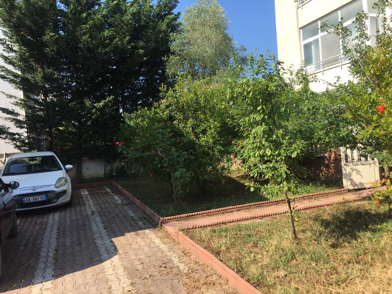 Shitet Vile 2 -Kateshe ne Hamallaj Durres