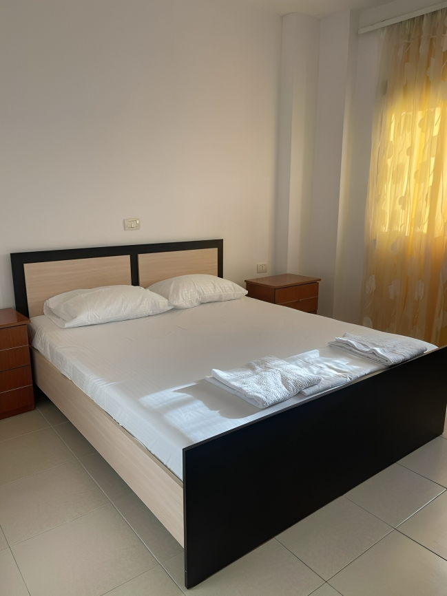 Jap apartament 1+1 me qera ditore ne Himare