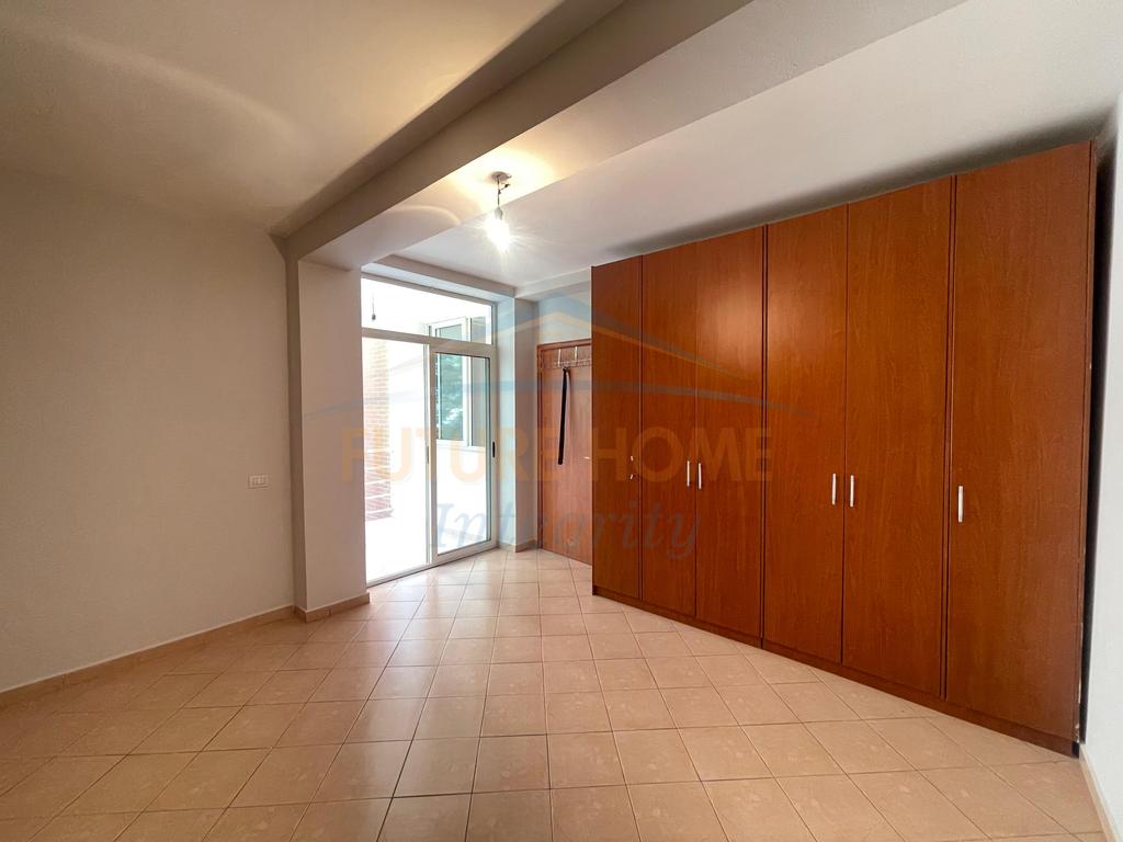 Jepet me Qera 1+1 Selite 350 Euro