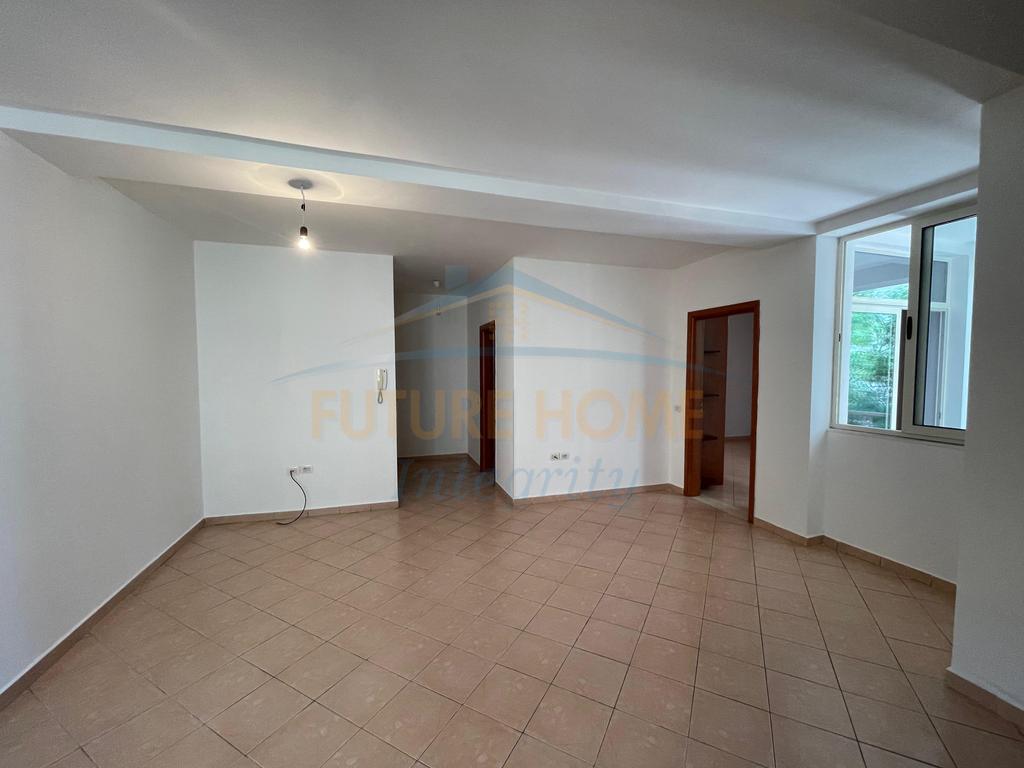 Jepet me Qera 1+1 Selite 350 Euro