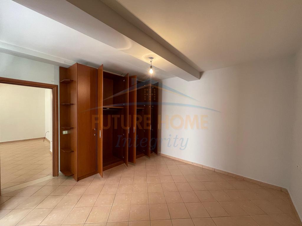 Jepet me Qera 1+1 Selite 350 Euro