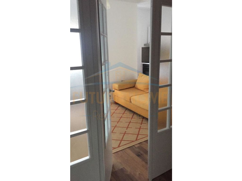 Jepet me Qera 1+1 Myslym Shyri 500 Euro