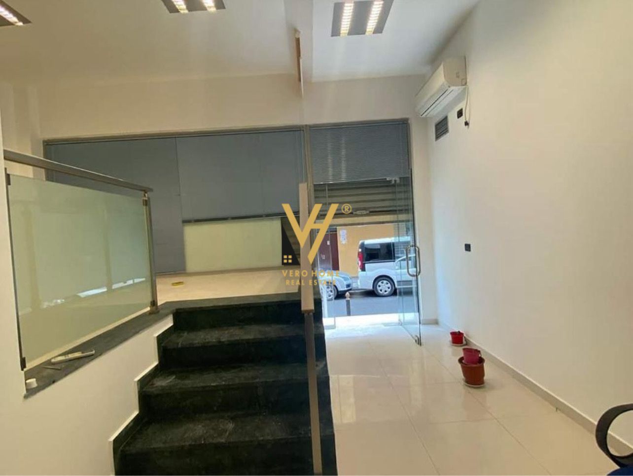 DYQAN 40 M2 ME QIRA TE KODRA E DIELLIT 25.000 LEKE