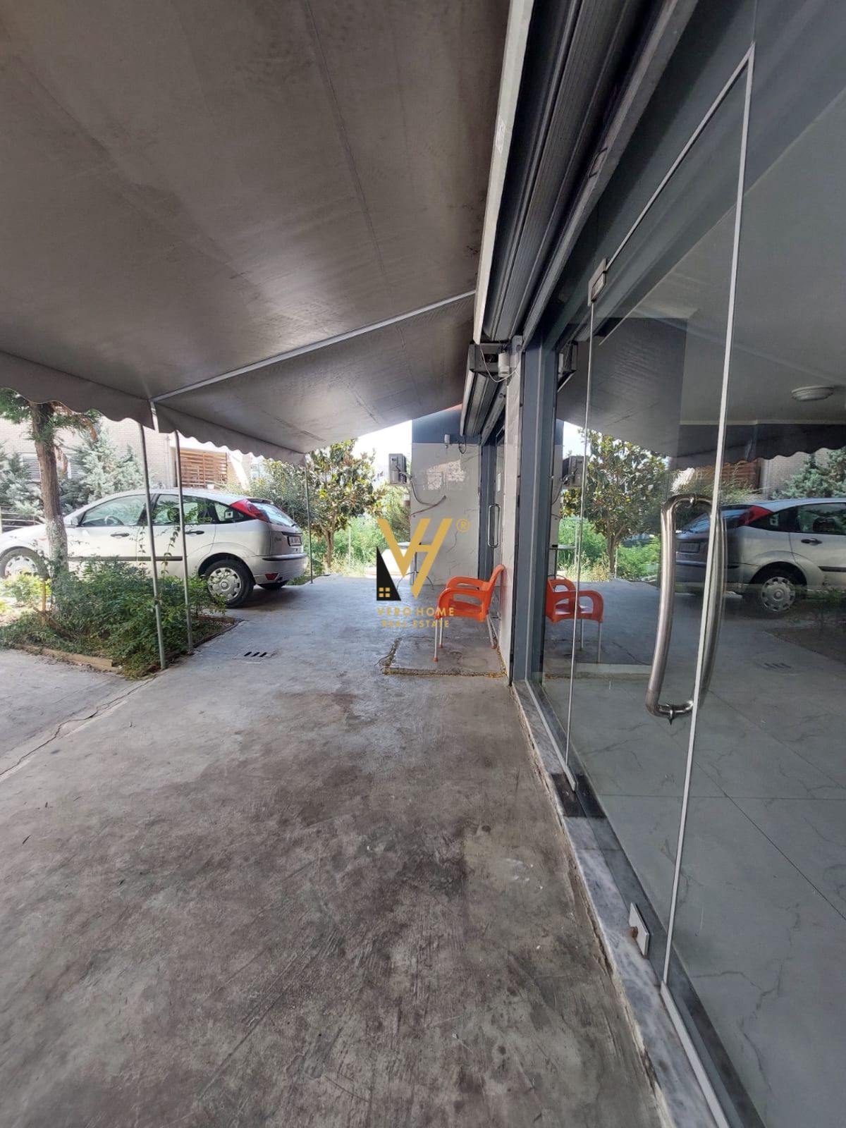 DYQAN 60 M2 ME QIRA TE LIQENI I THATE 50.000 LEKE