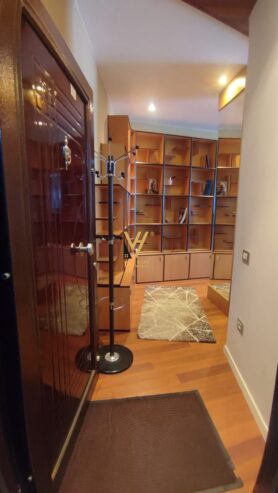 2+1+BLK ME QIRA TE RRUGA ZENEL BASTARI 600 EURO
