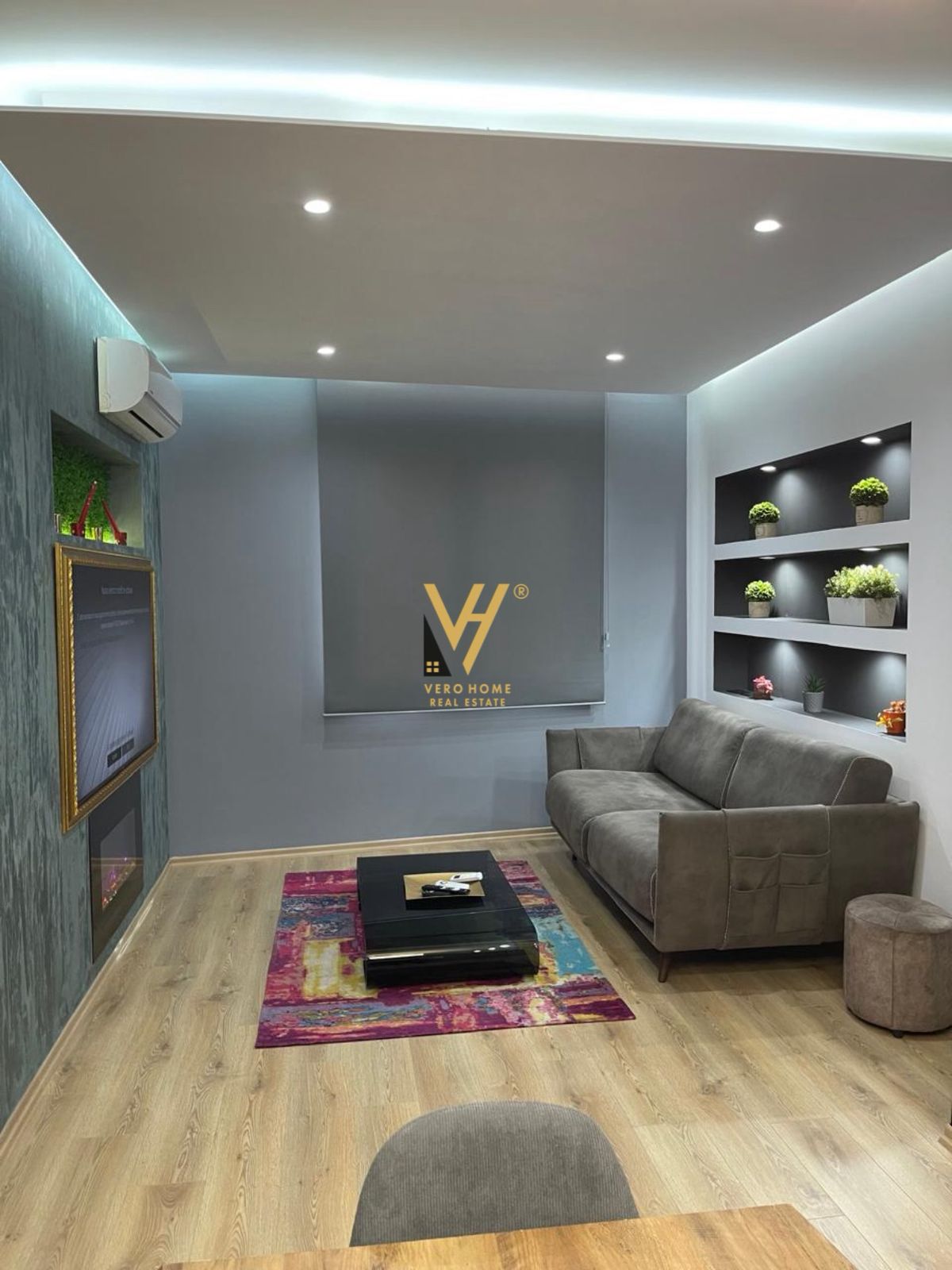 2+1+BLK ME QIRA NE ASTIR 600 EURO