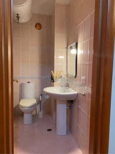 2+1+2+BLK ME QIRA PRANE AIR ALBANIA 800 EURO
