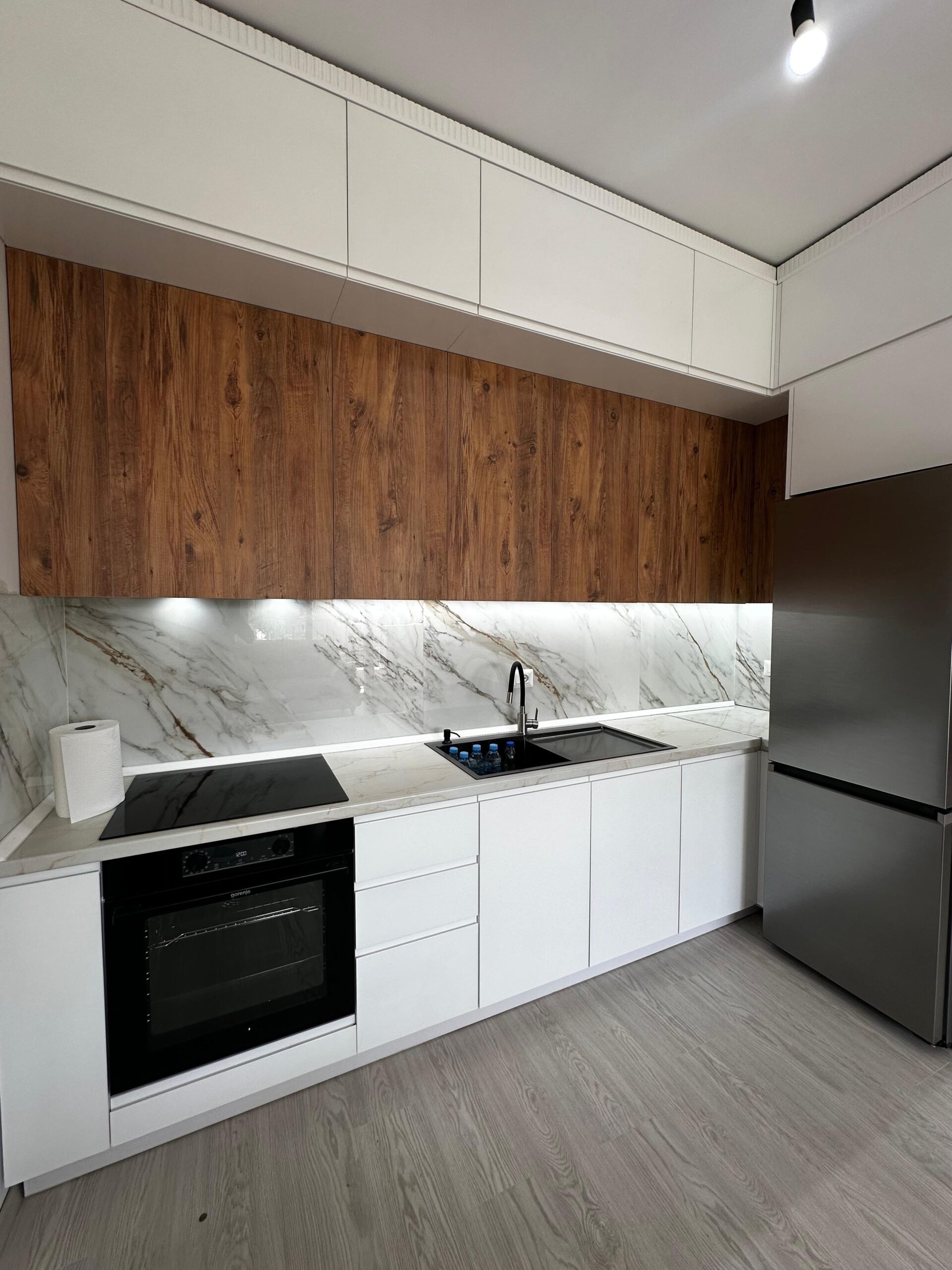 Jepet apartament 2+1 me qera Ish Fusha Aviacionit