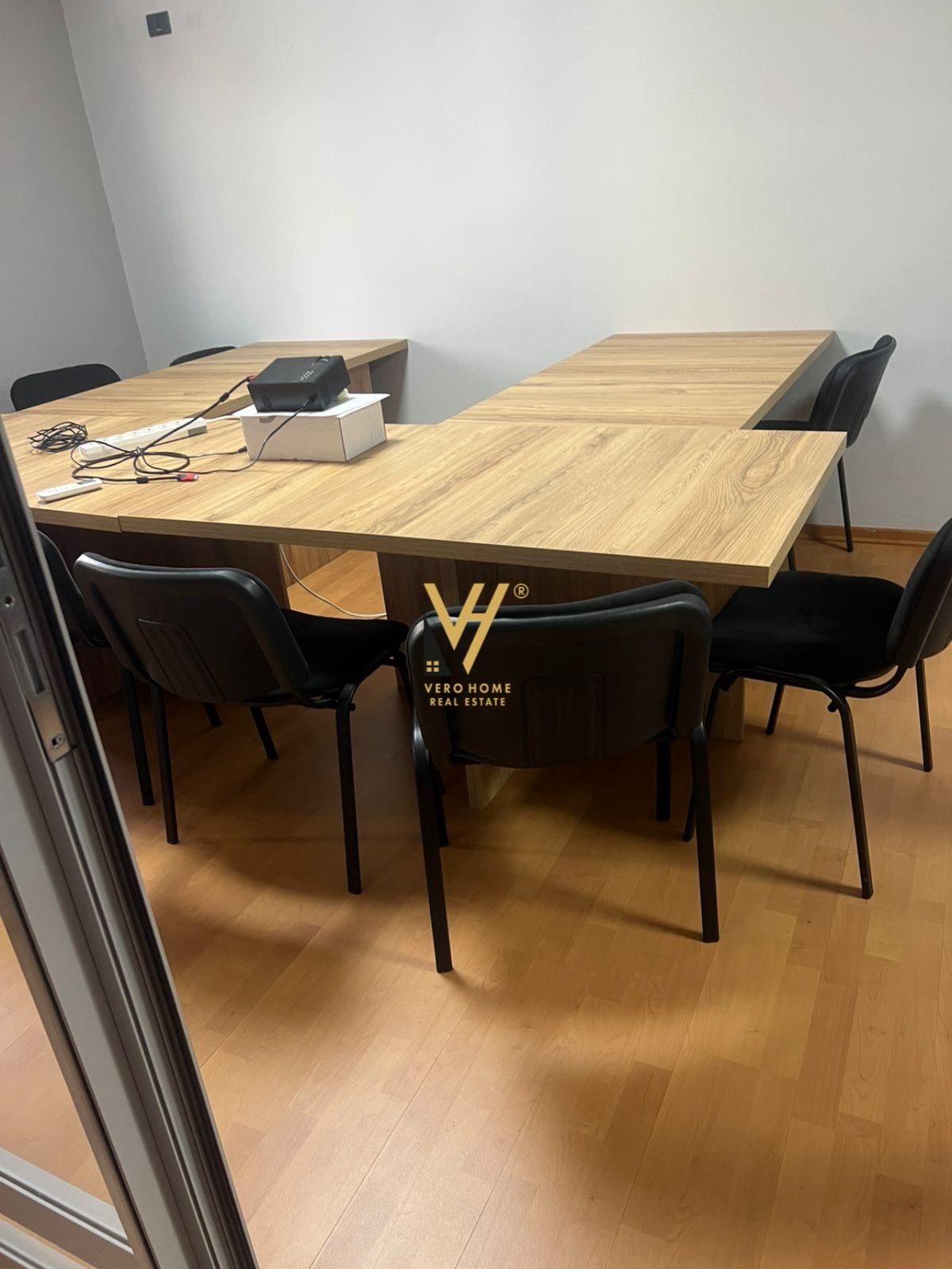 ZYRE 160 M2 TE BULEVARDI ZOGU I PARË 1.200 EURO