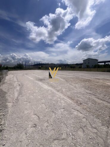 TOKE 2.500 M2 ME QERA NE VORE 1.500 EURO