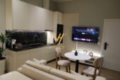 SHITEN DY GARSONIERE, 21 DHJETORI, 268.000 EURO
