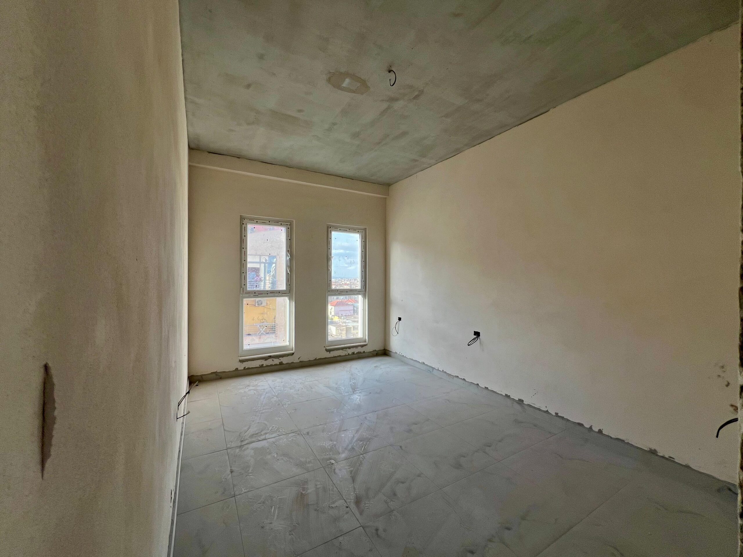 Shitet, Apartament 2+1+2 “Laprakë”,Tiranë. 171500€