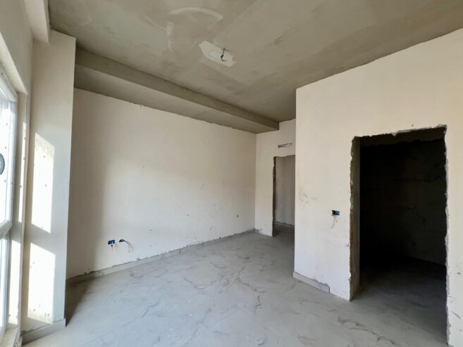 Shitet, Apartament 2+1+2 “Laprakë”,Tiranë. 171500€