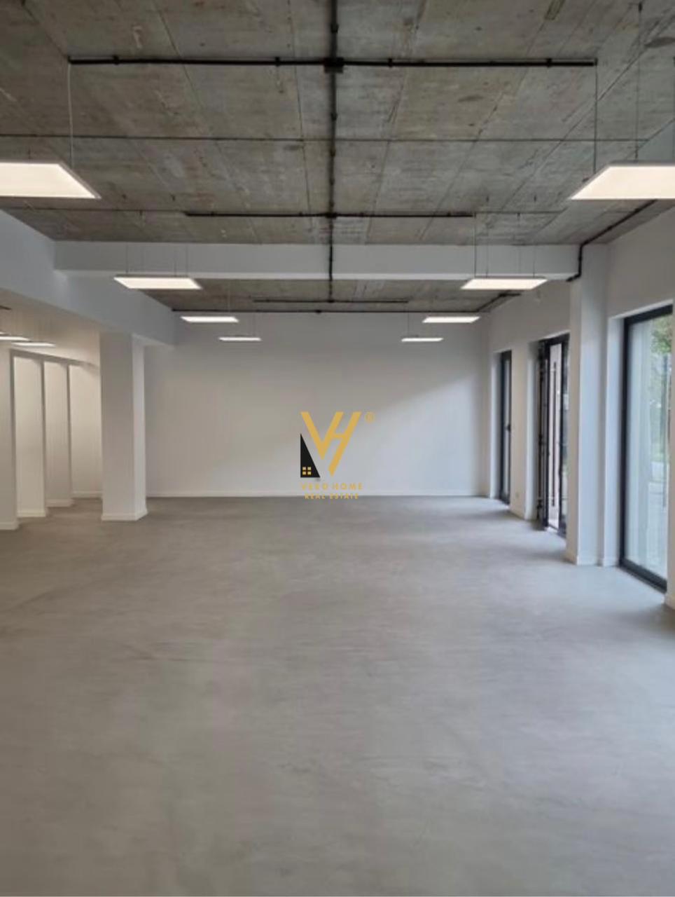 SHITET DYQAN 87 M2 TEK VORRI BAMIT 380.000 EURO