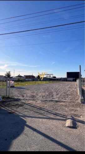 TOKE 1.200 M2 ME QERA NE BATHORE 700 EURO