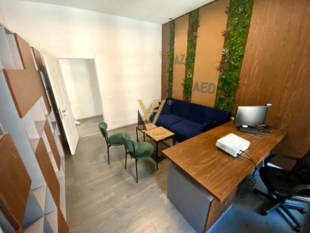 ZYRE 131 M2 ME QIRA TE KOMPLEKSI SQUARE 21 950 EUR