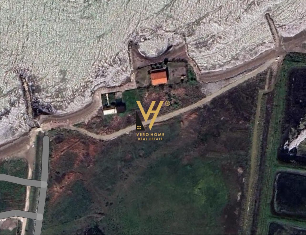 TOKE 1.500 M2 AFER DETIT NE KARPEN 260.000 EURO