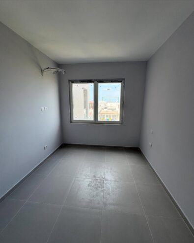 💥Shitet apartament i ri me çmim kleringu Golem