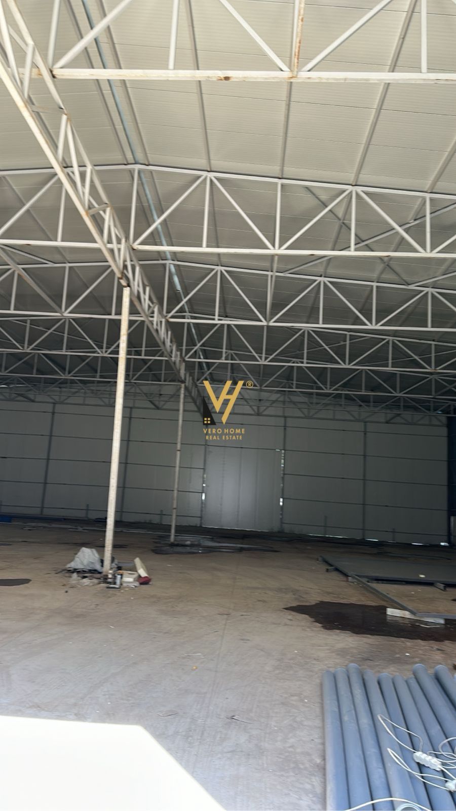 KAPANON 1.000 M2 ME QERA NE MEZEZ 3.500 EURO