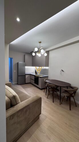 1+1 TE MATERNITETI I RI 93.000 EURO
