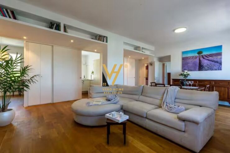 2+1+2+BLK TE EKSPOZITA 320.000 EURO