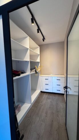 2+1+2+2BLK ME QIRA TE KOMUNA E PARISIT 1.200 EURO