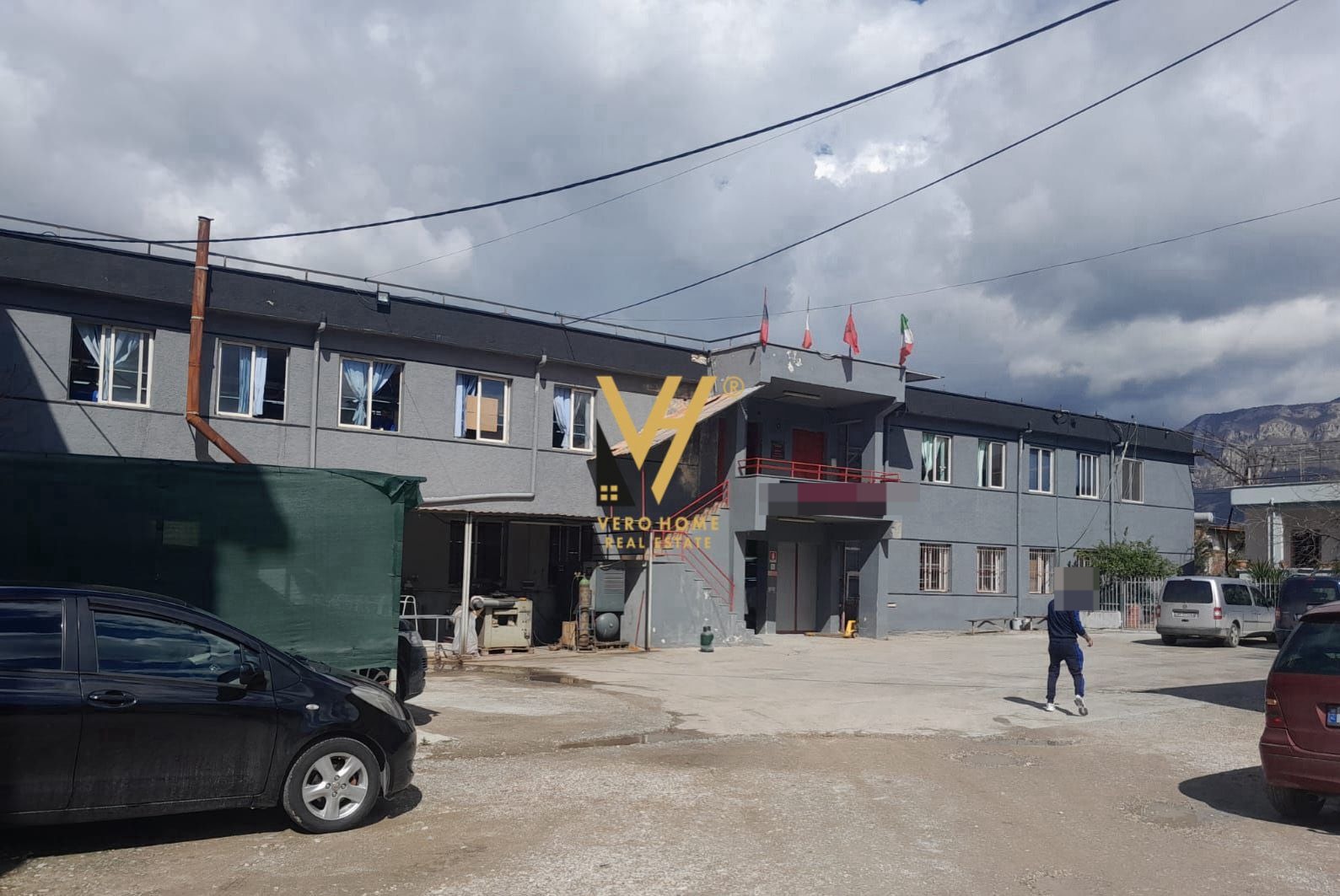 OBJEKT BIZNESI 1.300 M2 NE ALLIAS 1.500.000 EURO