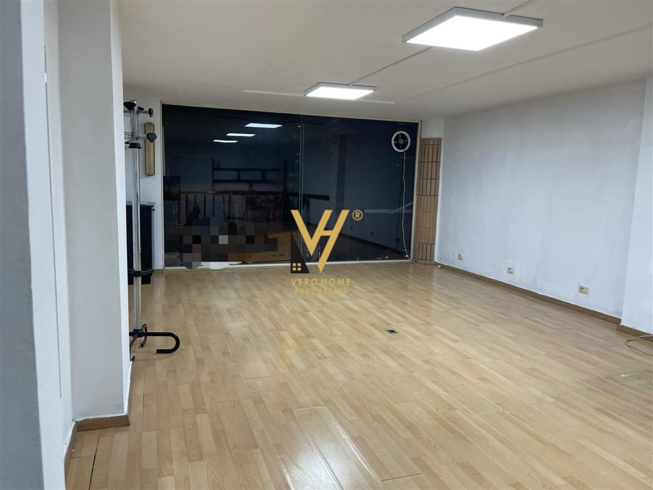 AMBIENT 62 M2 ME QERA TE SELVIA 400 EURO