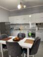 1+1+BLK ME QERA TE GREEN CITY, UNAZA E RE 550 EURO