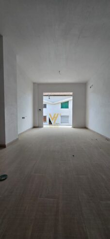 1+1 TE STACIONI I TRENIT 140.000 EURO
