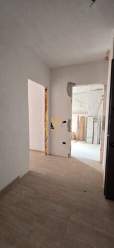 1+1 TE STACIONI I TRENIT 140.000 EURO