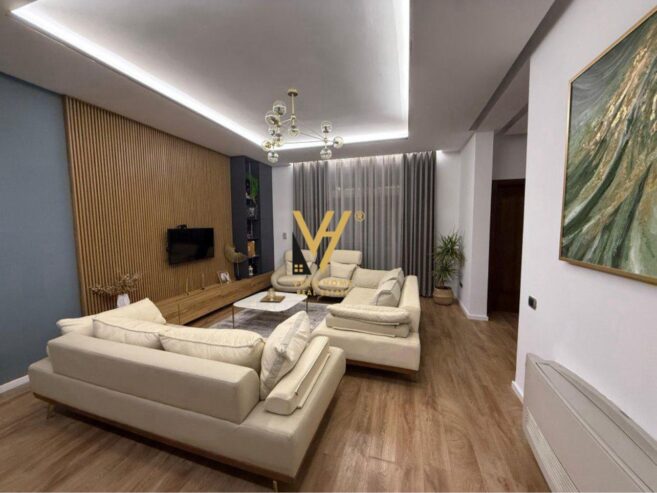 3+1+3+2BLK ME QIRA TE KOMUNA E PARISIT 1.000 EURO