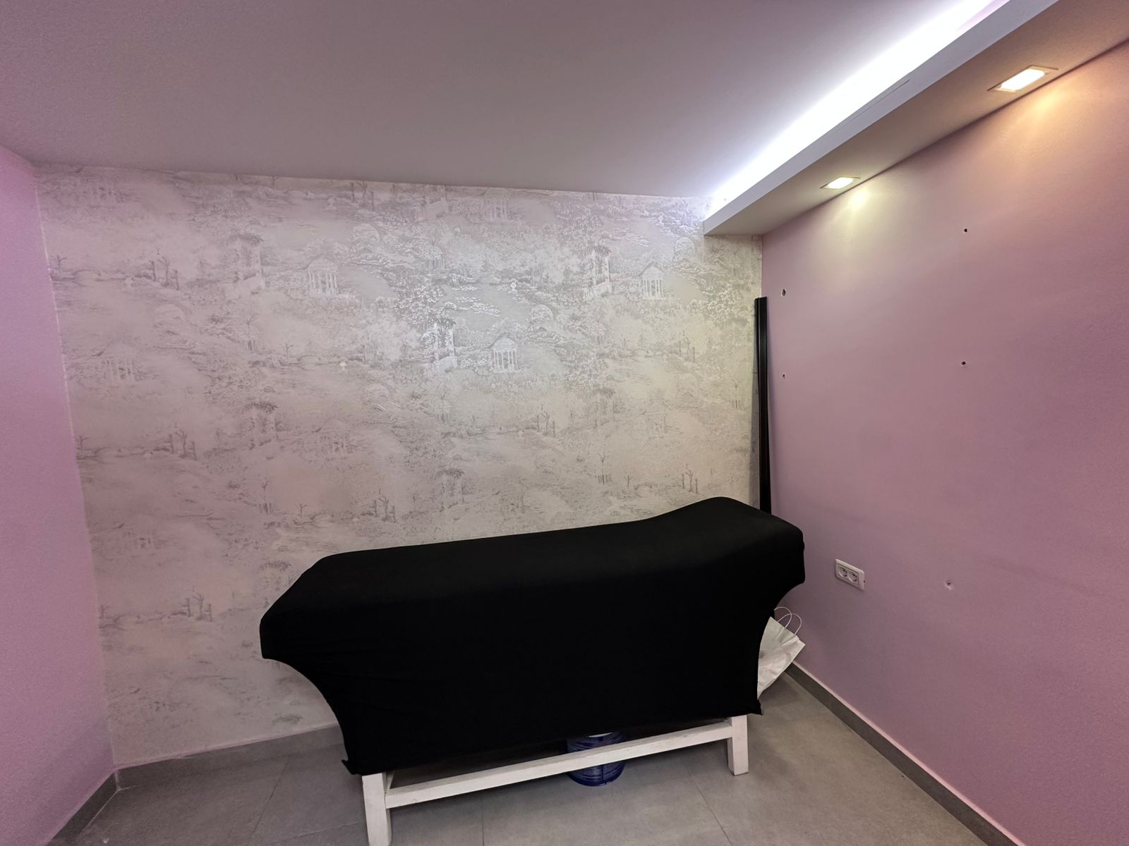 Shitet Ambient Biznesi, “Ali Dem”, Tiranë.€120.000