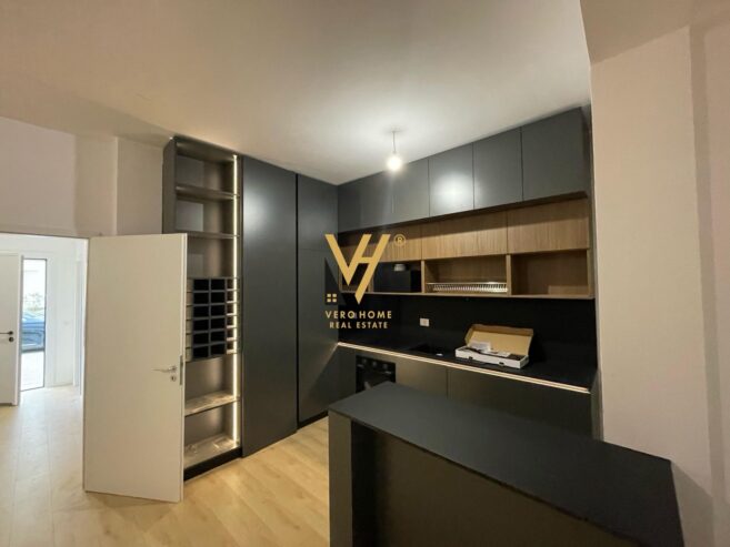 VILE TRE KATESHE TE REZIDENCA ABA, SAUK 1.600 EURO
