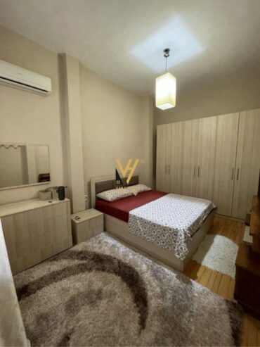1+1+OBORR ME QERA TE MYSLYM SHYRI 600 EURO