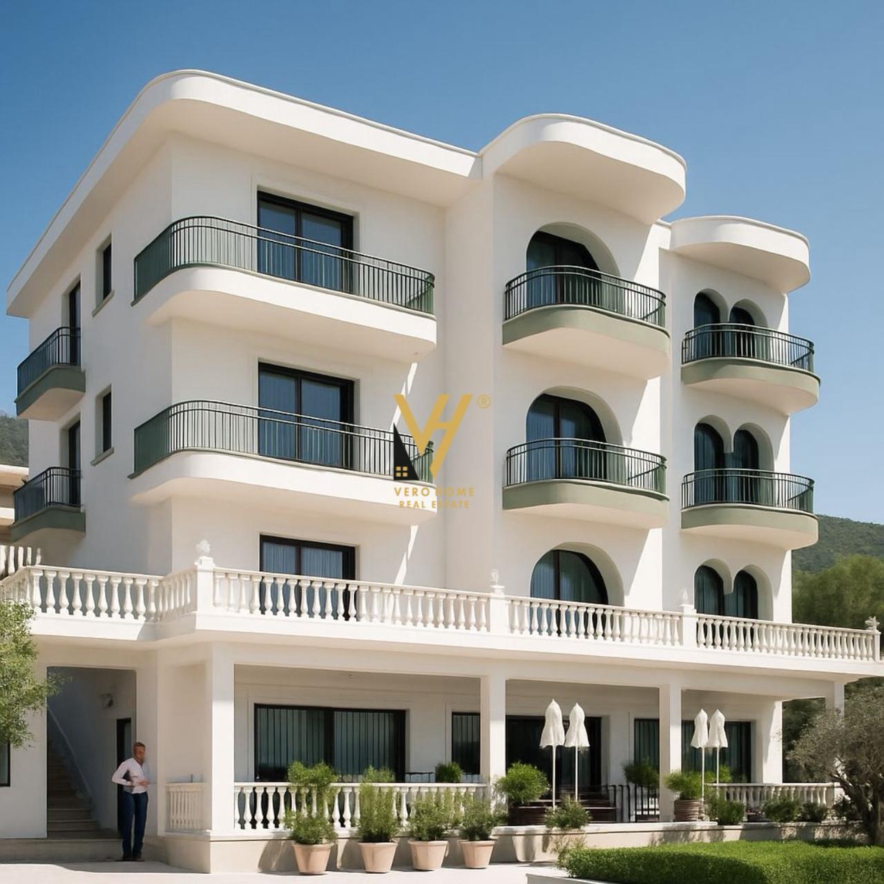 HOTEL 4-KATËSH NE VLORË 1.800.000 EURO