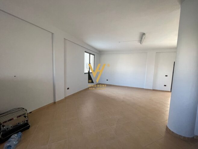 AMBIENT BIZNESI 209 M2 ME QERA NE ASTIR 1.500 EUR