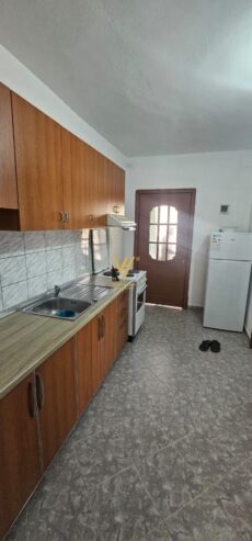 1+1 ME QIRA TE ISH PARKU I AUTOBUZAVE 550 EURO