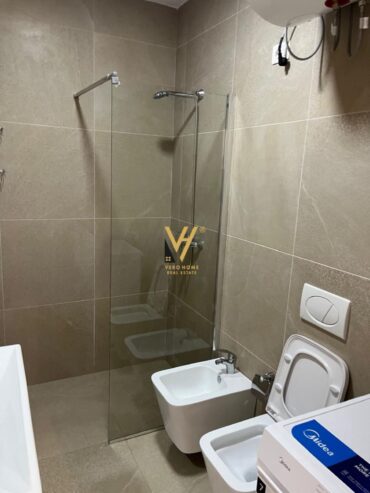 1+1 ME QIRA TE SHKOLLA E KUQE 65.000 LEKE