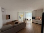 2+1+2 ME QIRA TE BULEVARDI I RI 650 EURO