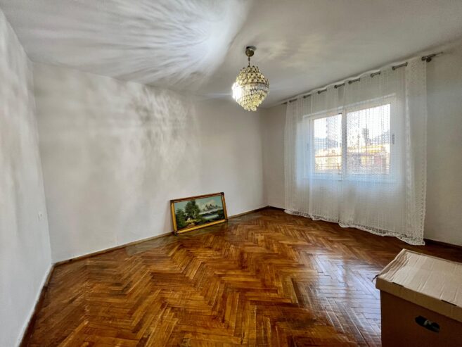 Jepet me qira Apartament 3+1, Rruga “Fortuzi”, Tir