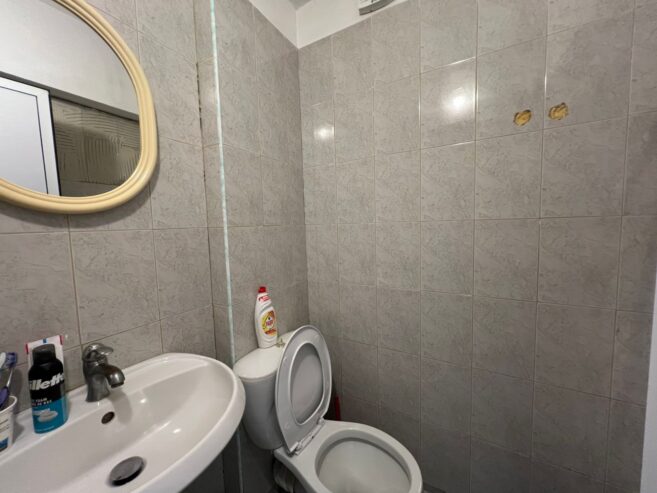 Qira, Ambient Biznesi, “Piaca – Qendër”Tiranë€1555